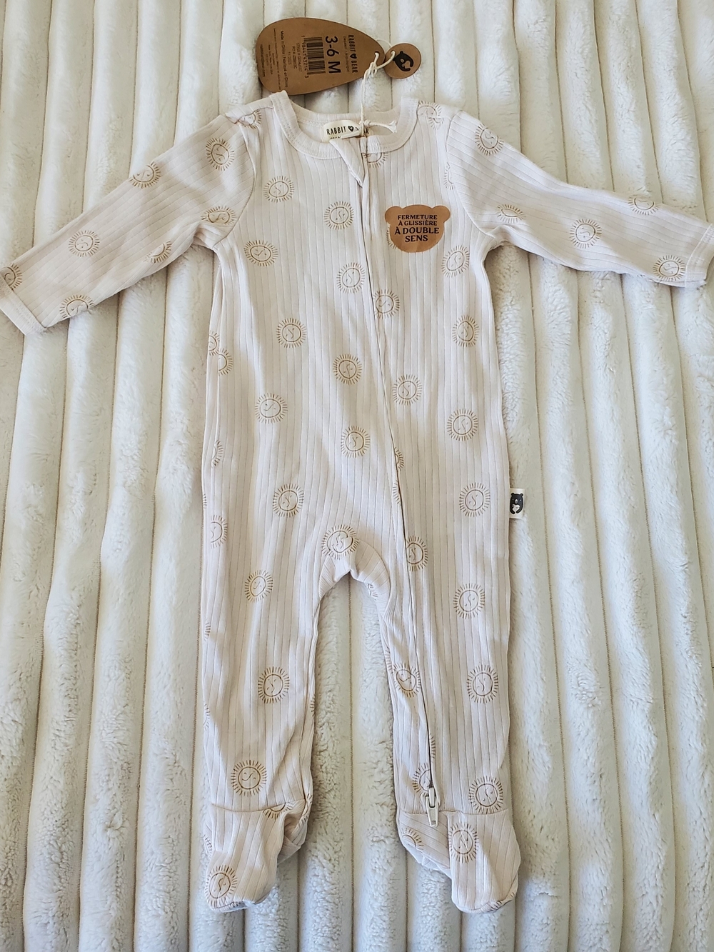 NWT Cream Ribbed Sun-Print Footed One-Piece Baby Onesie